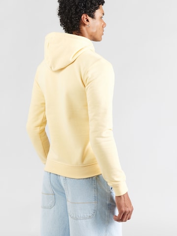 ADIDAS ORIGINALS Sweatshirt 'Essentials' i gul