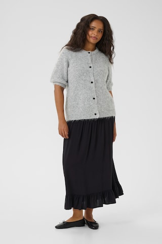 Cardigan KAFFE CURVE en gris