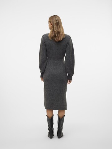 Robes en maille 'VILLA' VERO MODA en gris