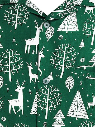 Regular fit Camicia 'Christmas Reindeer' di King Kameha in verde