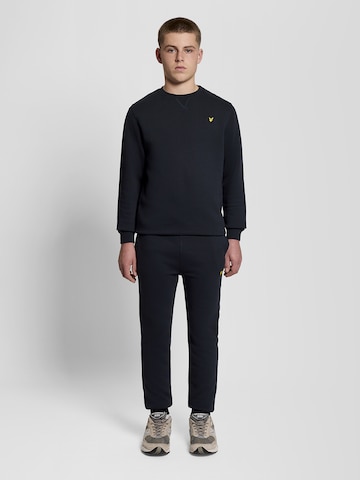 Lyle & Scott Tapered Trousers in Blue