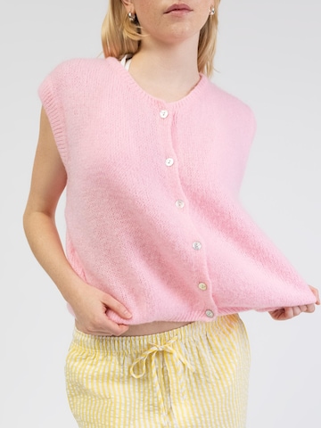 BROKE + SCHÖN Strickjacke 'Lockere Strickweste'‌‌‌‌‌‌‌‌‌‌ in Pink