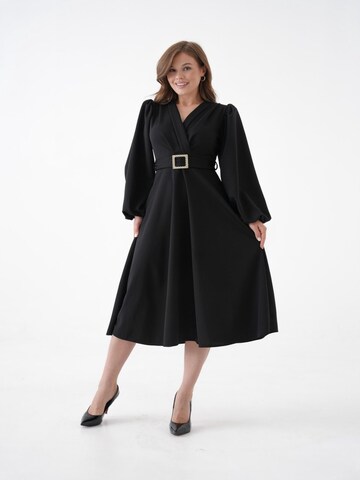 WOMAN VISION Šaty – černá