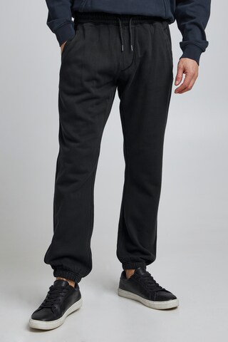 BLEND Slim fit Pants in Black: front