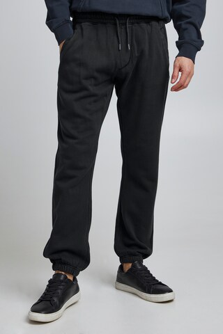 BLEND Tapered Broek in Zwart: voorkant