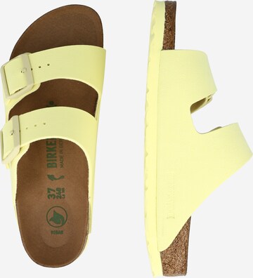 BIRKENSTOCK Pantolette 'Arizona' in Gelb