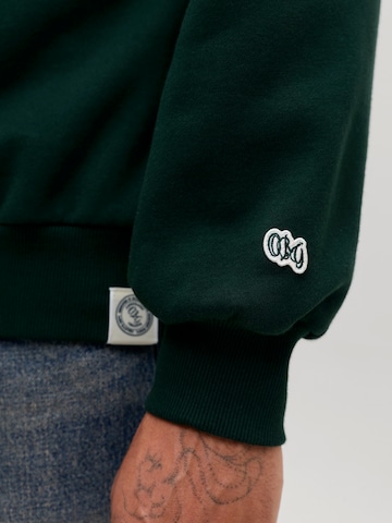 JACK & JONES - Sweatshirt 'JORFREDERIKSBERG' em verde