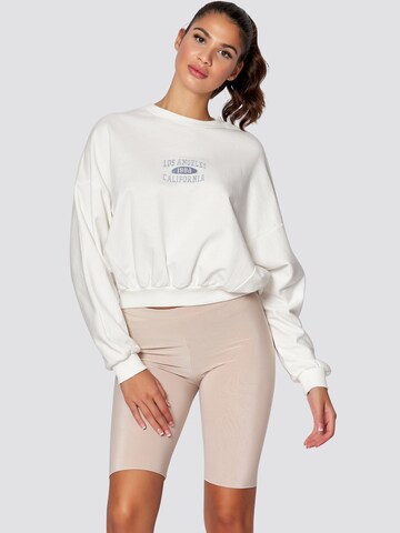 Gina Tricot Sweatshirt ' Eve ' in Beige: voorkant