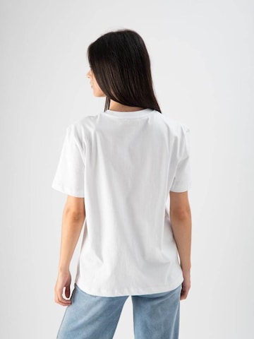 Maglietta di MND in bianco