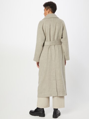 WEEKDAY Between-seasons coat 'Kia' in Beige