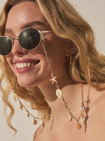 Next Brillenkette in Gold