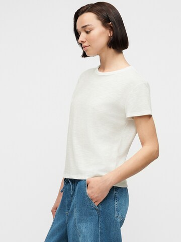 GAP Shirt in White