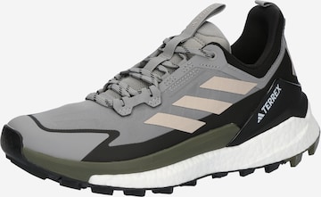 Scarpa bassa 'Free Hiker 2.0' di ADIDAS TERREX in grigio: frontale
