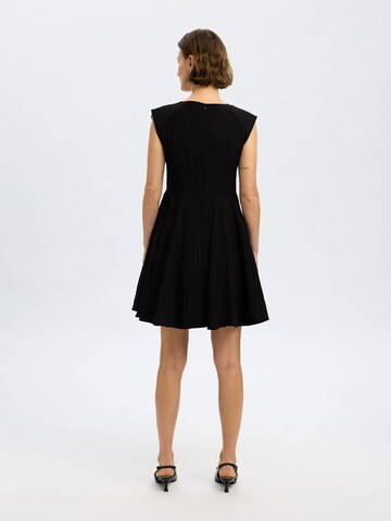SELECTED FEMME Šaty 'SLFMADDIE' – černá