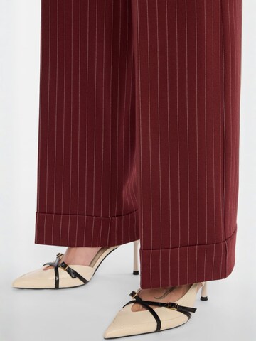 Ana Alcazar Regular Trousers 'Elaya' in Red