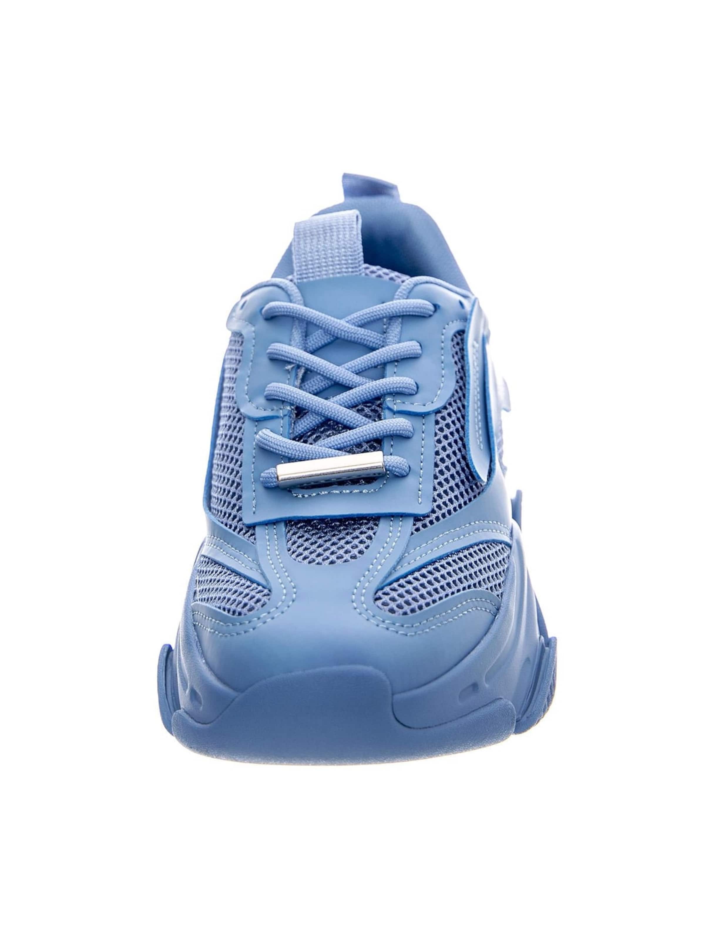 STEVE MADDEN Sportslig snøresko 'Possession Ice Blue Shoes' i blå