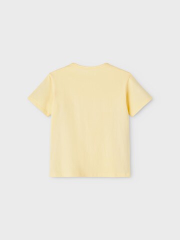 NAME IT Μπλουζάκι 'MAVINA' σε κίτρινο