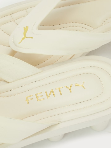 Séparateur d'orteils 'PUMA X FENTY' PUMA en blanc