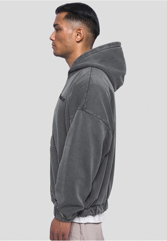Dropsize Zip-Up Hoodie in Grey