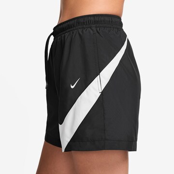 Nike Sportswear Regular Pants in Black