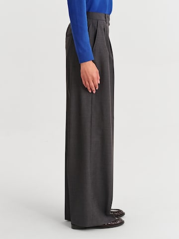 TATUUM Wide Leg Bukser i grå