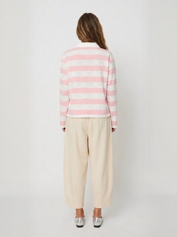 Crās Paita ' Beacras ' värissä vaaleanpunainen