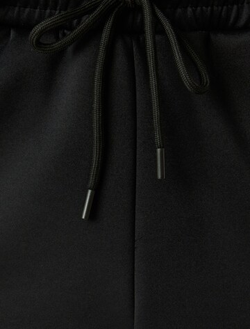 Koton Tapered Pants in Black