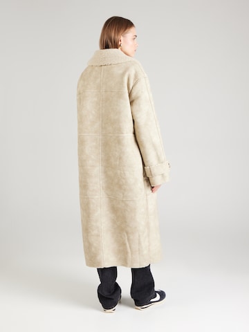 TOPSHOP - Abrigo de invierno en beige