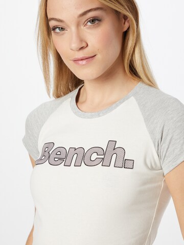 BENCH T-Shirt 'TRINA' in Weiß