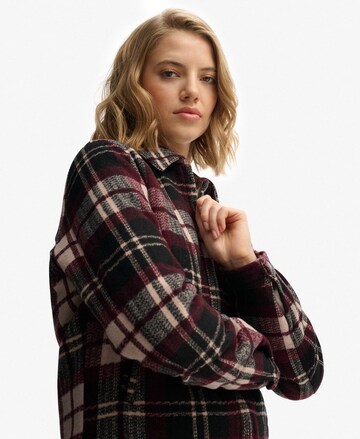 Superdry Tussenjas in Zwart
