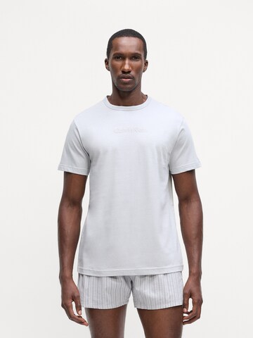 Pyjama court Calvin Klein en gris : devant
