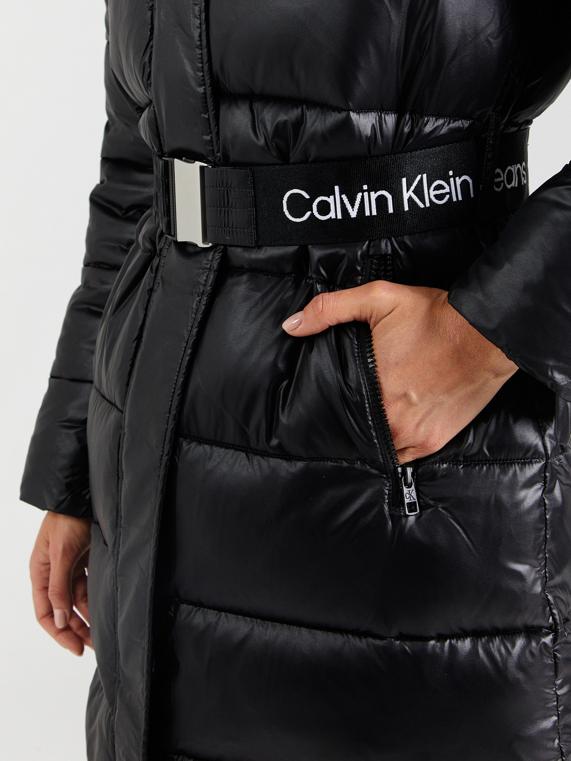 Calvin Klein Jeans Black Friday ALE 2024 naisille ABOUT YOU