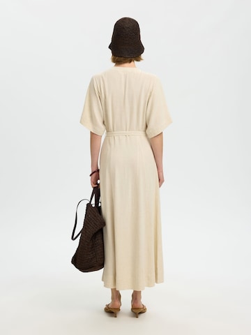 Robe SELECTED en beige