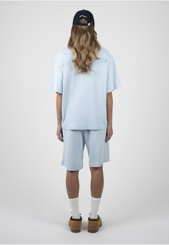 Prohibited Regular Shorts in Blau