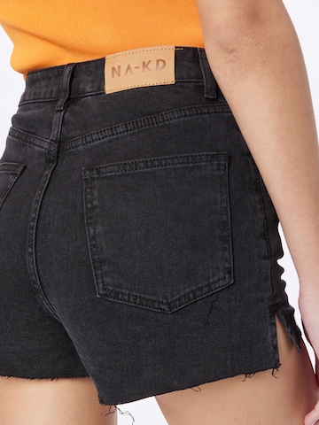 NA-KD Regular Jeans in Zwart