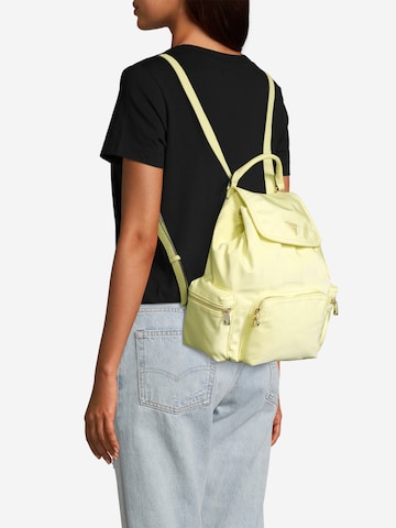 GUESS Backpack 'Gemma' in Yellow