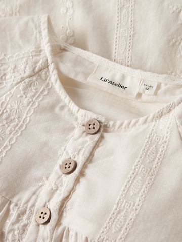 Lil'Atelier - Vestido en blanco