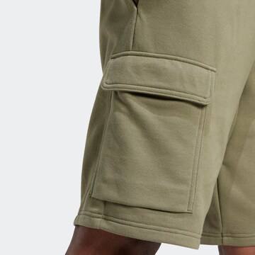 ADIDAS SPORTSWEAR Loosefit Sportshorts in Grün