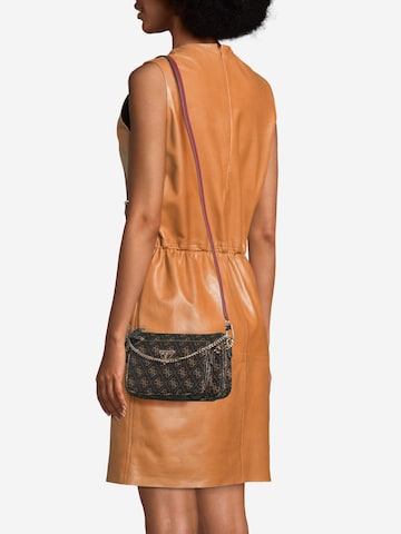 Sac à bandoulière 'Noelle' GUESS en marron