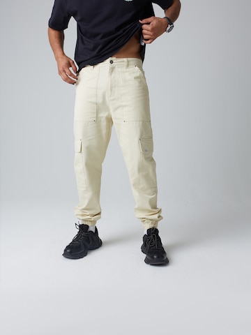 ABOUT YOU x Benny Cristo Cargo Pants 'Noah' in Beige: front