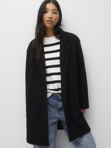 Pull&Bear Between-Seasons Coat in Black: front