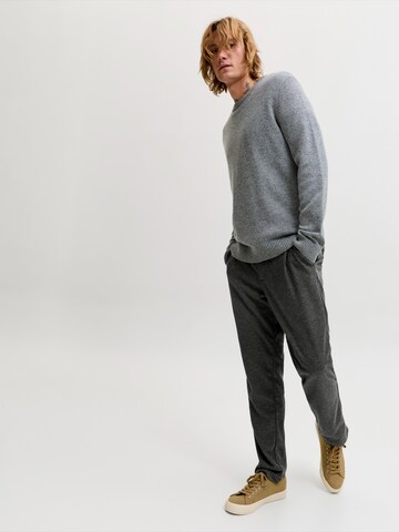 JACK & JONESregular Chino hlače 'JPSTOLLIE DEVON' - siva boja