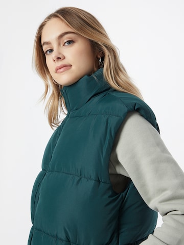 Monki Vest in Green