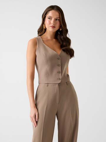 GUESS Vest in Brown: front