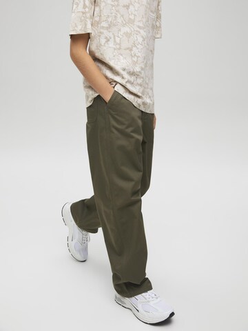 Loosefit Pantalon 'JPSTAlex Clean JJWorker' Jack & Jones Junior en vert