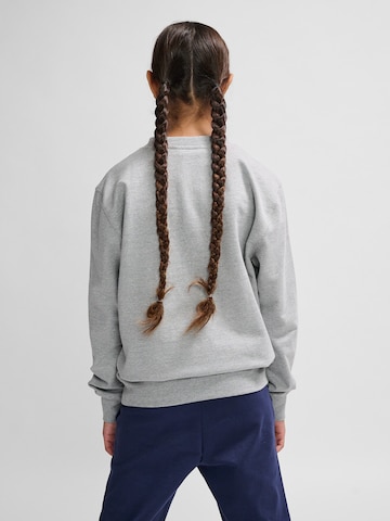 Hummel Sweatshirt 'GO 2.0' in Grau