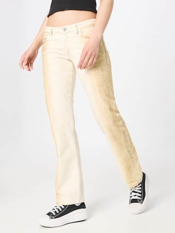 WEEKDAY Regular Jeans 'Arrow' i brun: forside