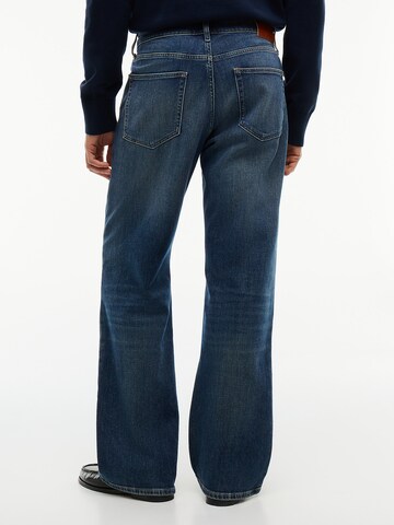 Tommy Jeans Bootcut Jeans 'Ryan' in Blauw