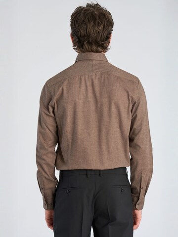 Regular fit Camicia di Lindbergh in beige
