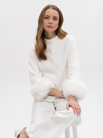 Passioni Between-Season Jacket in White